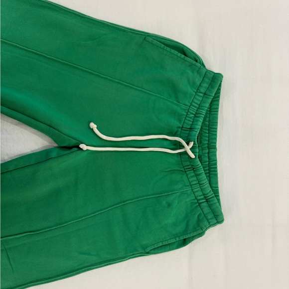 Aerie Sweats with a mini slit at the bottom - Picture 2 of 2